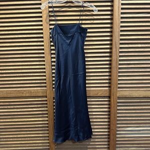 Gorgeous silk cocktail/evening dress with spaghetti straps  size 36